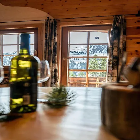 Rustic Hut Salzburg Near Slopes, Cleaning Included Holiday home