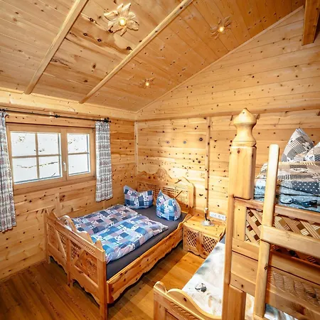 Holiday home Rustic Hut Salzburg Near Slopes, Cleaning Included Bramberg am Wildkogel